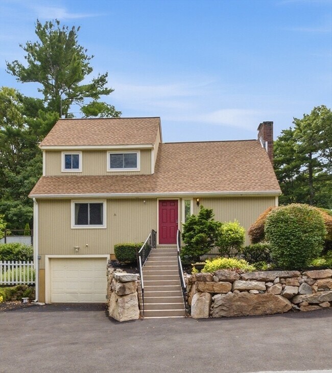 Building Photo - 7 Sherborne Cir
