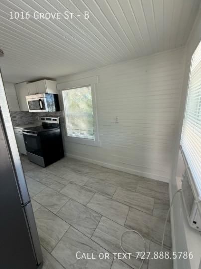 Building Photo - 1016 Grove St