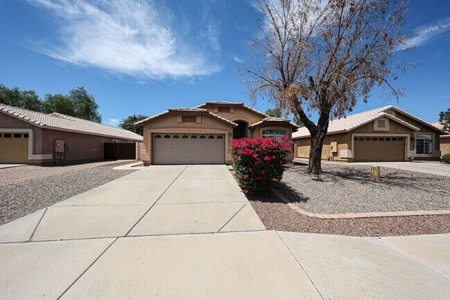 Primary Photo - Charming 3-bedroom, 2-bathroom home locate...