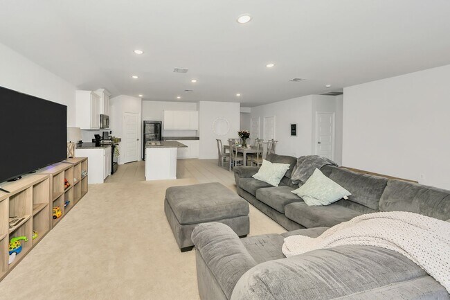 Building Photo - Charming 4BR House in Anna