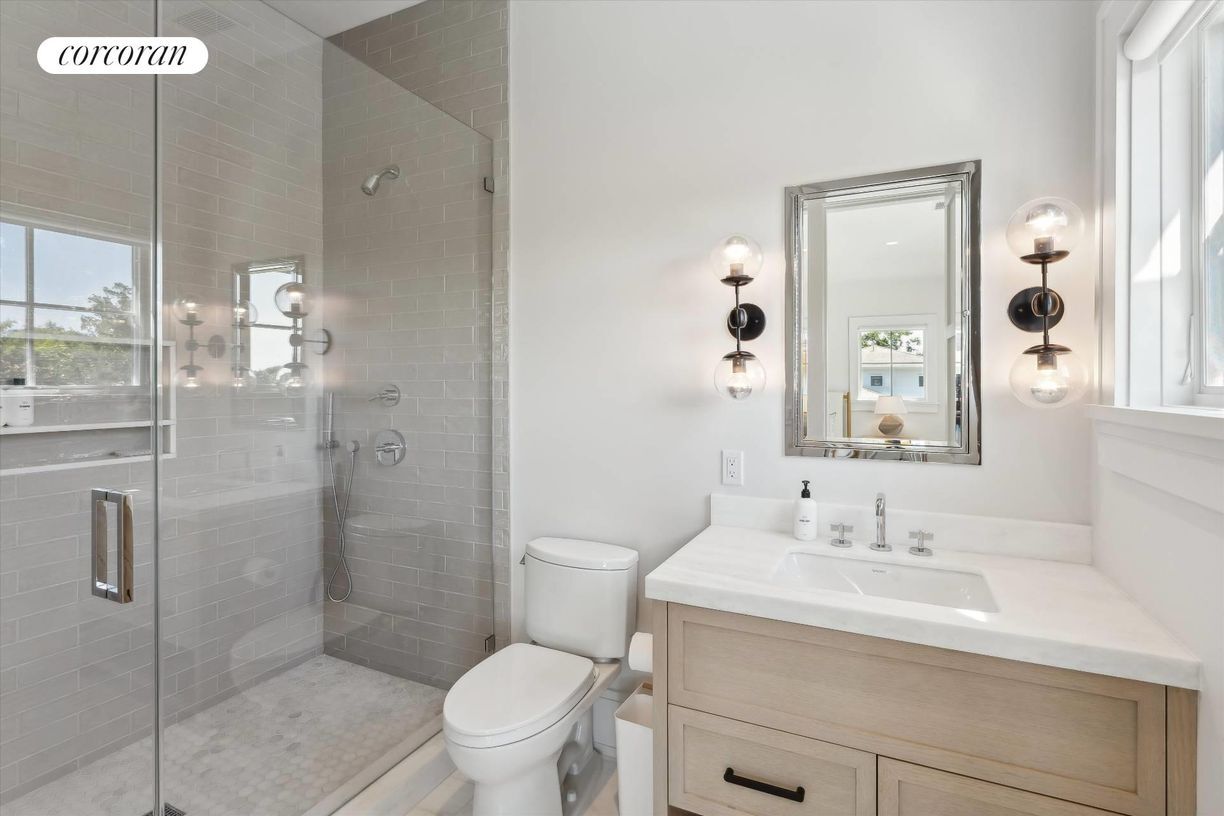 Building Photo - 53A Tanners Neck Ln