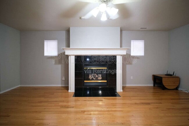 Building Photo - 2510 Mitchell Ave