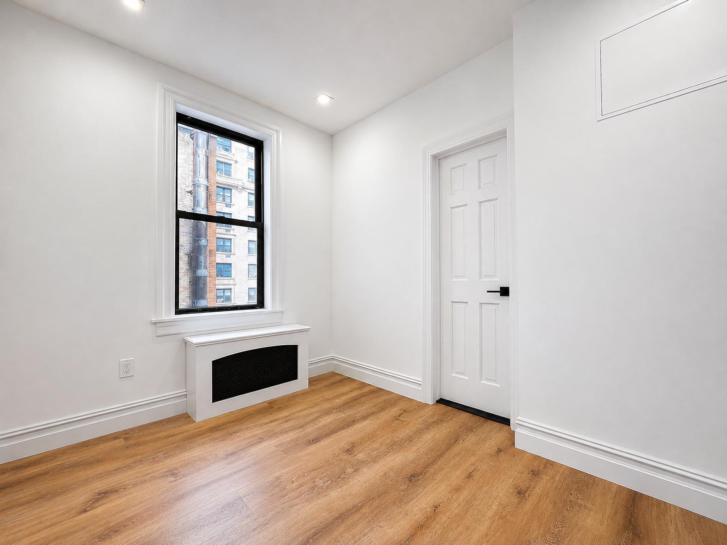 Building Photo - 308 W 104th St
