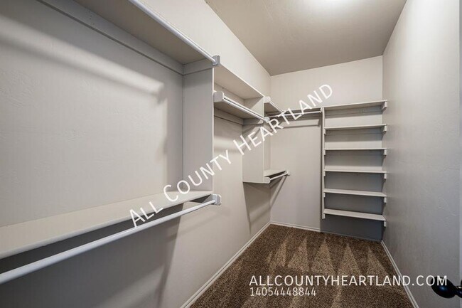 Building Photo - 1736 Eighty-Niner Ter