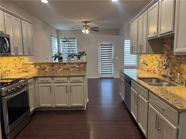 Building Photo - 3683 Archgate Ct