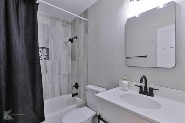 Building Photo - 5841 Quail Run St