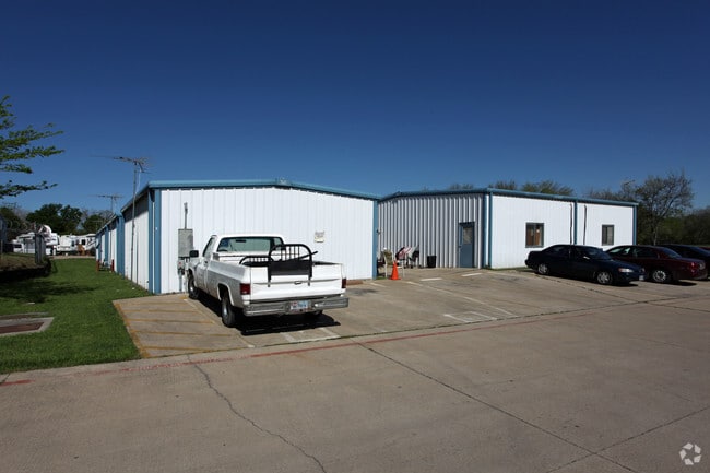 Primary Photo - 602 Cantrell St