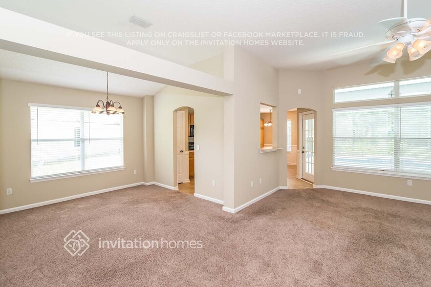 Building Photo - 752 Dewdrop Loop