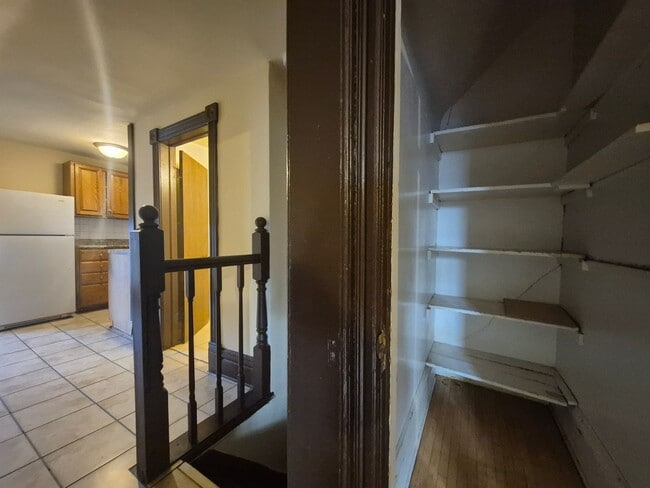 Building Photo - 763 Tuscarora Ave W