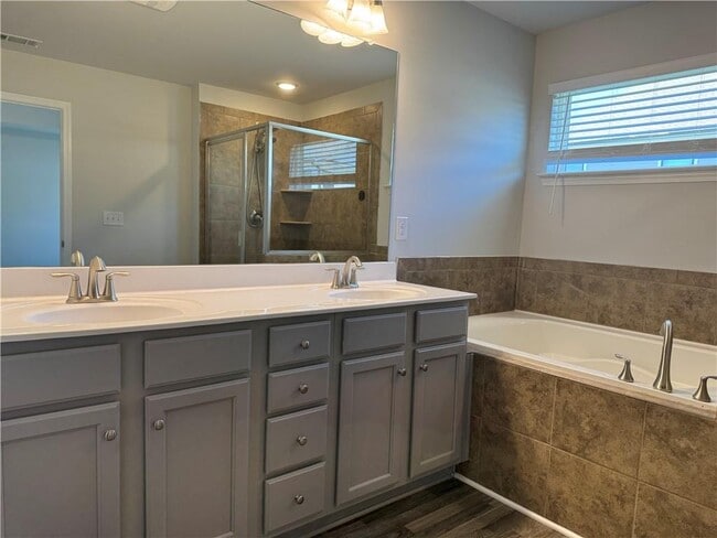 Building Photo - 3506 Sorrel Ln
