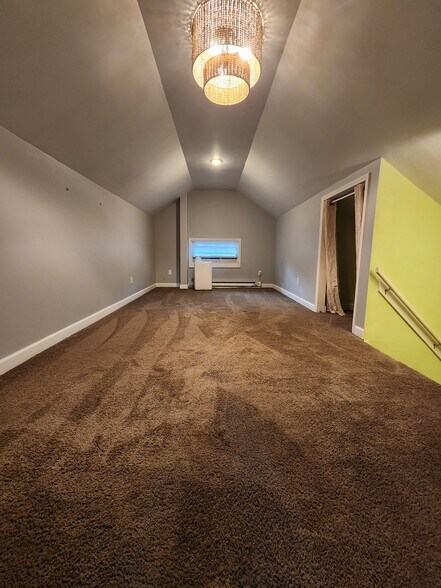 Attic Other - 510 N Institute Pl