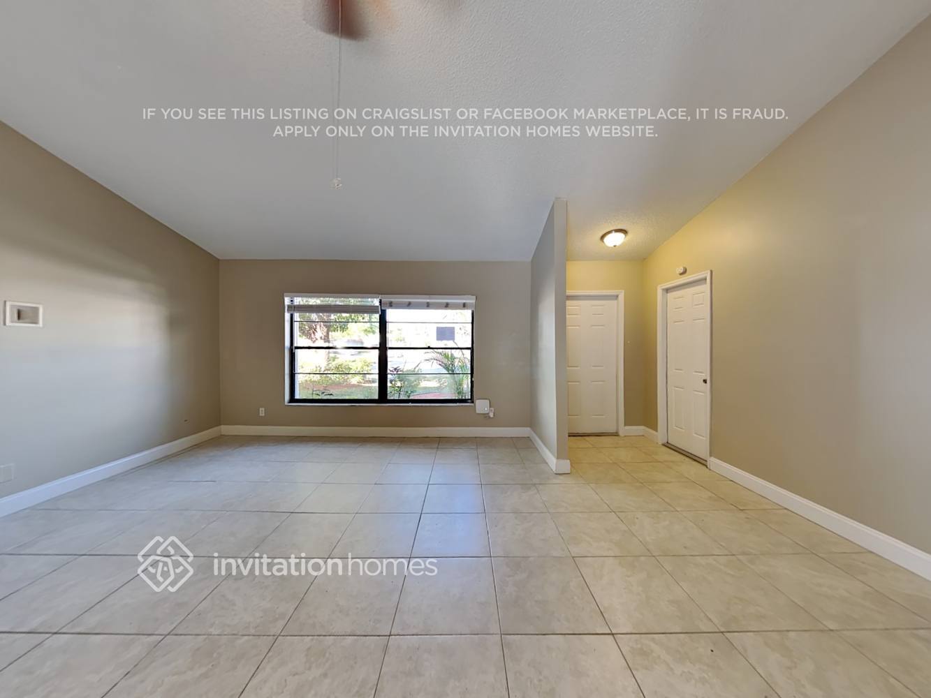 Building Photo - 359 Las Palmas St