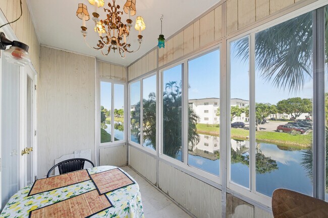 Building Photo - 4851 NW 21st St