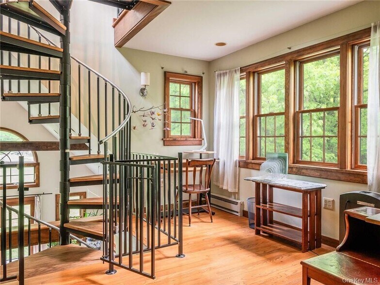 Building Photo - 74 Hilltop Rd