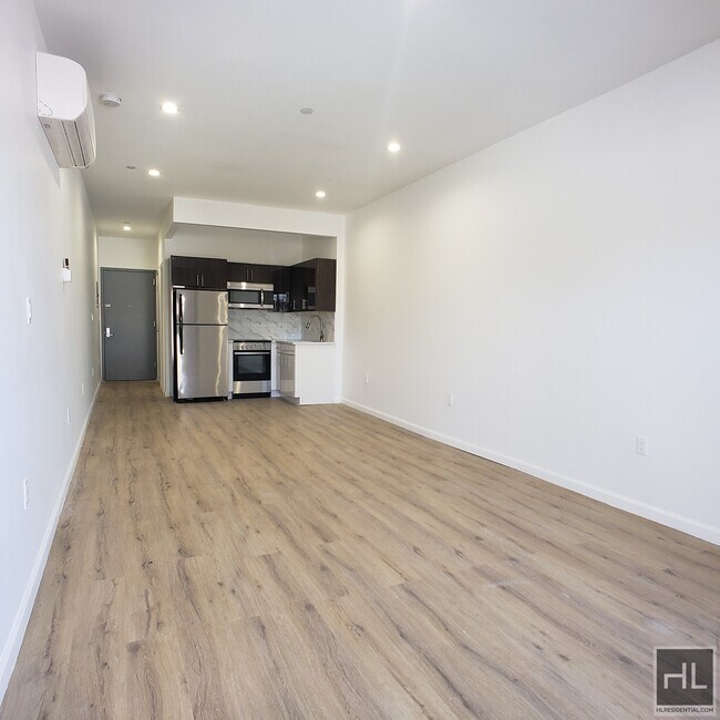 Building Photo - LIBERTY AVENUE