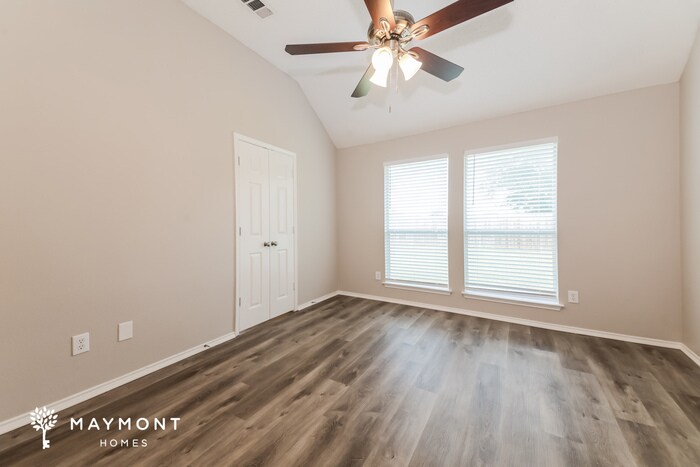 Building Photo - 1724 Green Terrace Dr