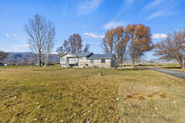 Building Photo - 1510 W 1200 S