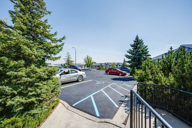 Building Photo - Your Perfect Home Near WSU – Spacious 3-Be...