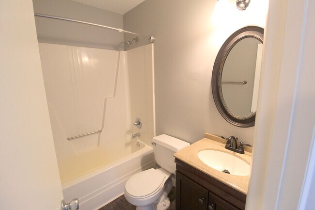 Building Photo - 1348 Hunters Rd