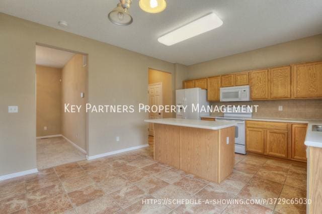 Building Photo - 7828 N Lister Ave