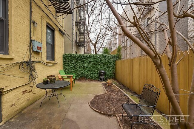 Floorplan - 448 15th St