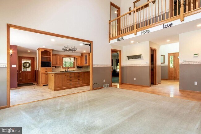 Building Photo - 1577 Chestnut Ridge Rd