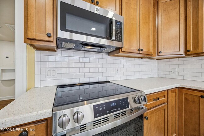 Building Photo - 1406 San Mateo Ave