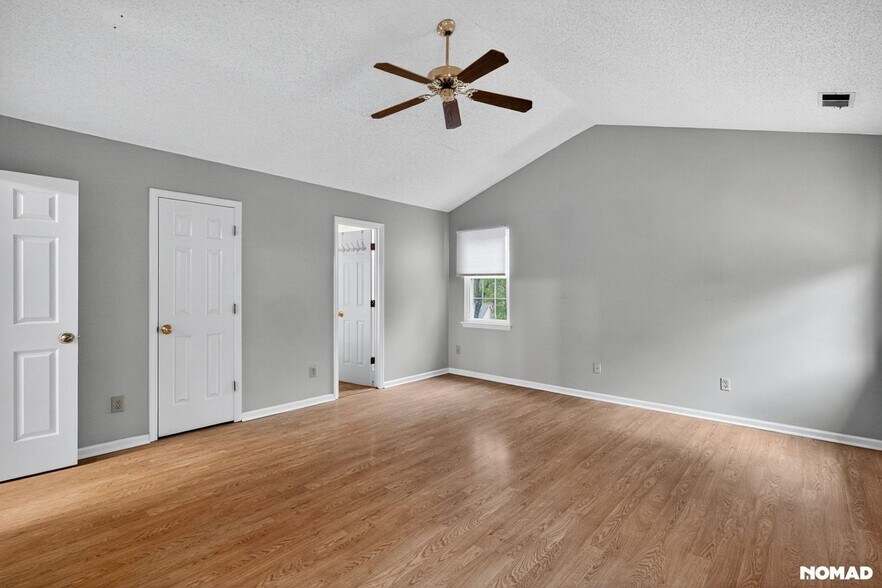 Building Photo - 9915 Lottie Ln