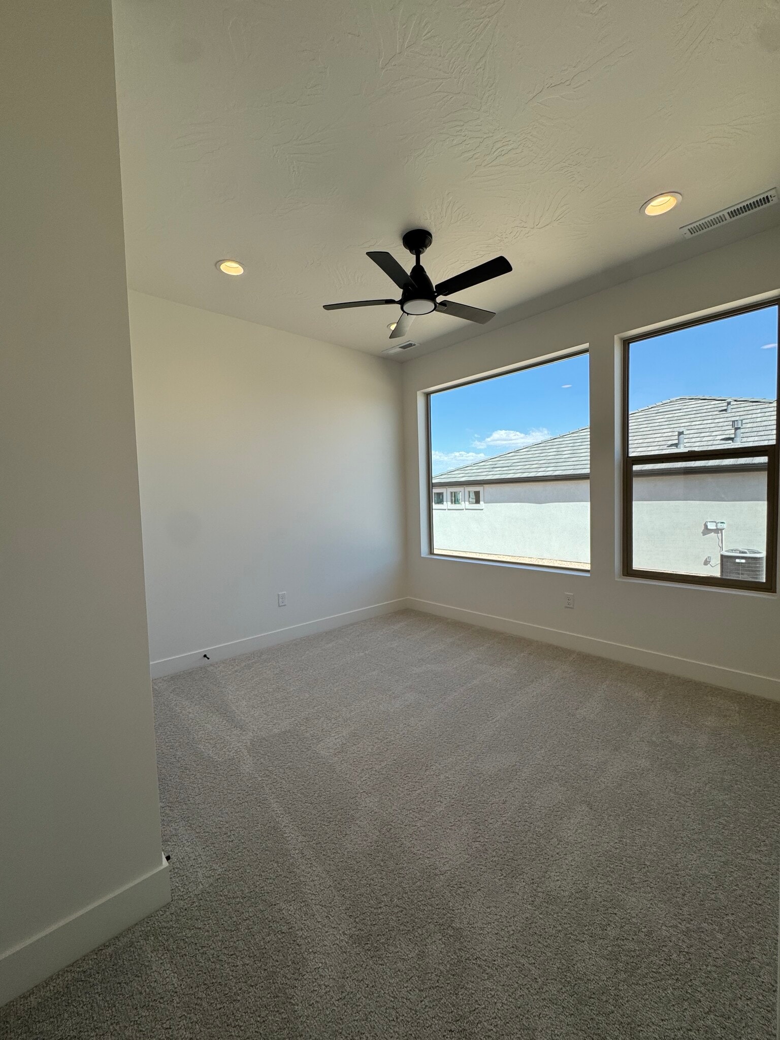Building Photo - 663 Molveno Trl