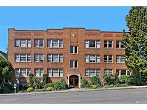 Building Photo - 4235 Brooklyn Ave NE