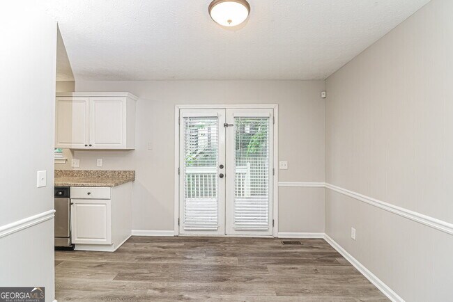 Building Photo - 24 Quail Run