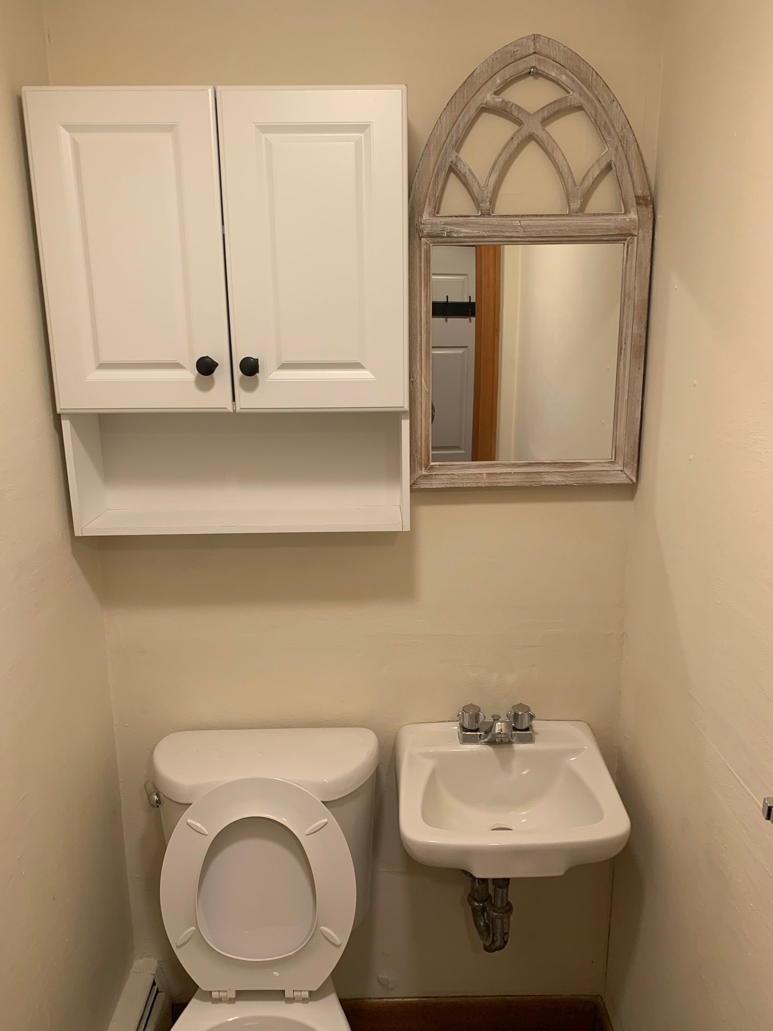 half bath - 72 N Broadway