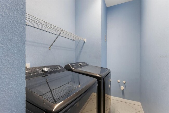 Building Photo - 1283 Travertine Terrace