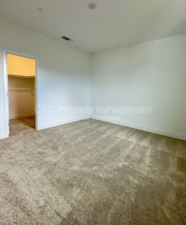 Building Photo - 2782 Old Larks Ln