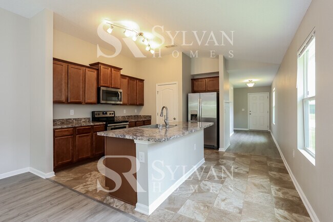 Building Photo - Coming HOME never felt so good!