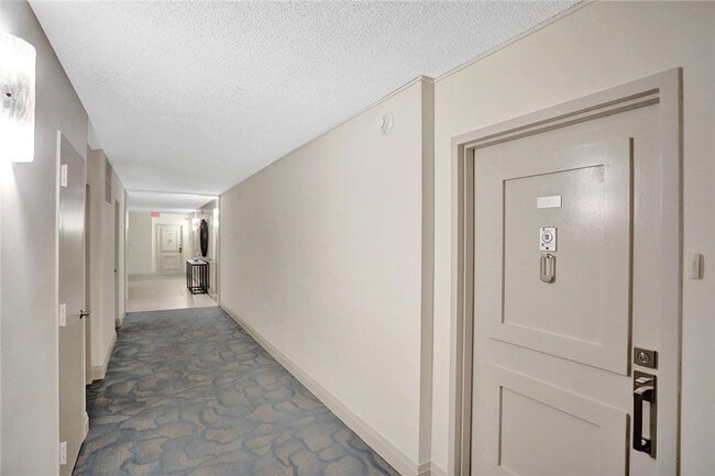 Building Photo - 5200 N Ocean Blvd