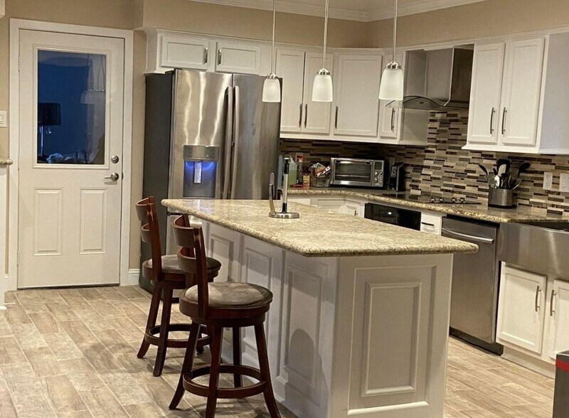 Building Photo - 6018 Elkwood Forest Dr