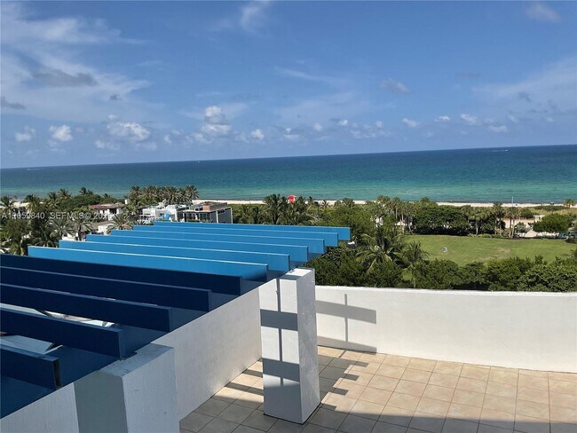 Building Photo - 7600 Collins Ave