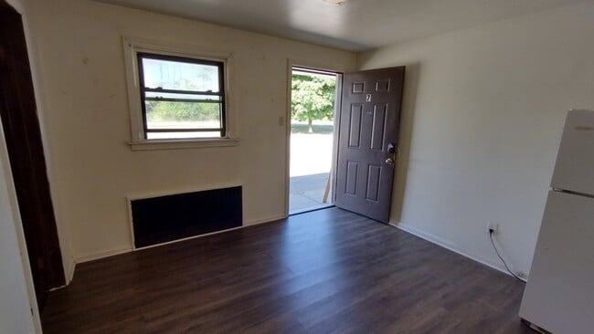 Building Photo - 2223 N Water St Ext