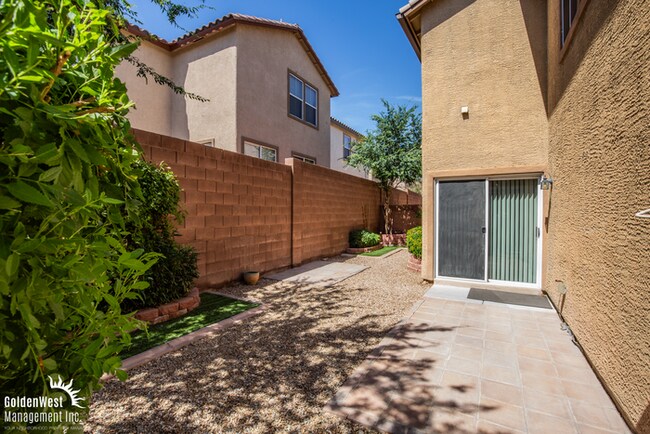 Building Photo - Beautiful 3Bdm 2.5Ba Home in Las Vegas!