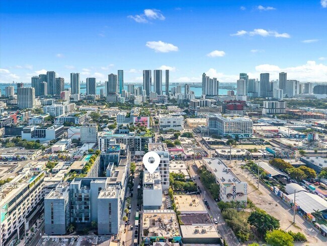 Building Photo - 250 NW 24th St