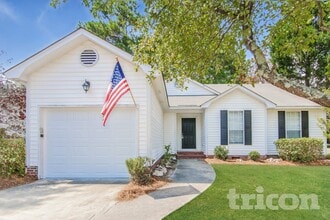 Building Photo - 225 Salusbury Ln