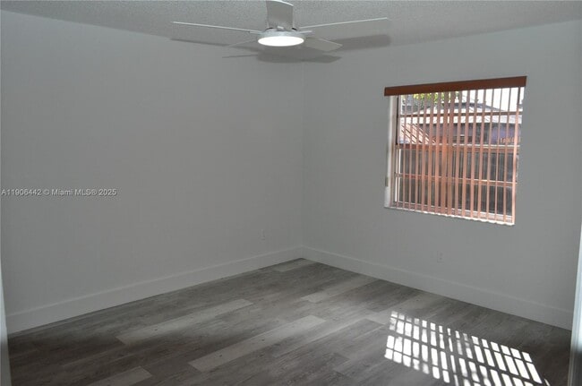 Building Photo - 13492 SW 38th Ln