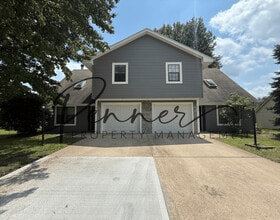 Building Photo - 814 NW 36th St Terrace