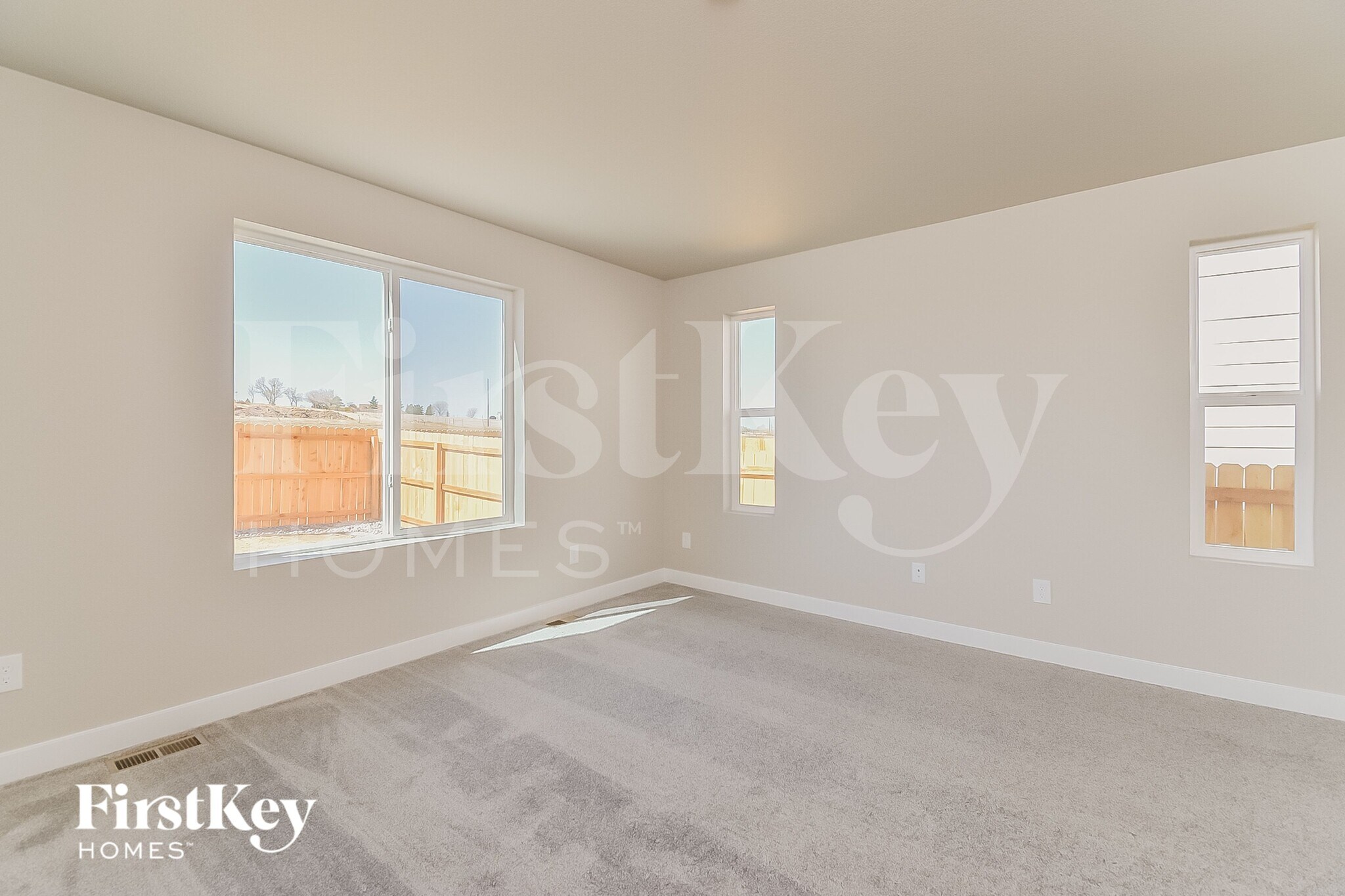 Building Photo - 10471 Horton Dr