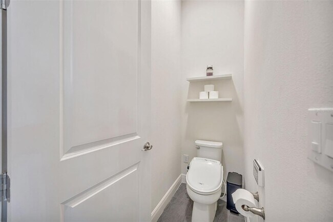 Building Photo - 13539 Carryback Dr