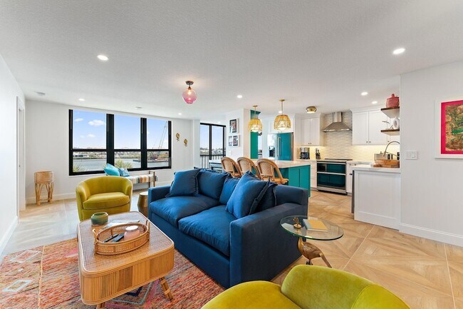 Building Photo - 1748 Jupiter Cove Dr