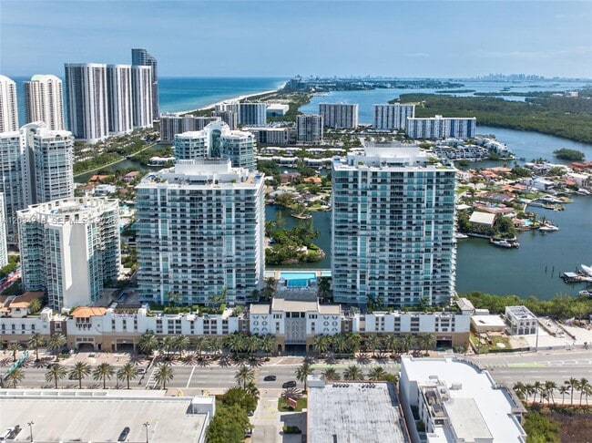 Building Photo - 300 Sunny Isles Blvd