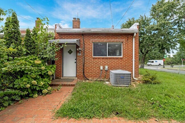 Building Photo - 153 Anacostia Ave NE