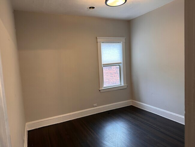 Building Photo - 14720 Detroit Ave